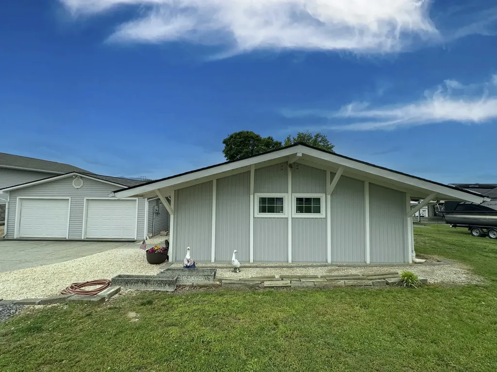 1648 Canal Lane Dandridge TN 37725