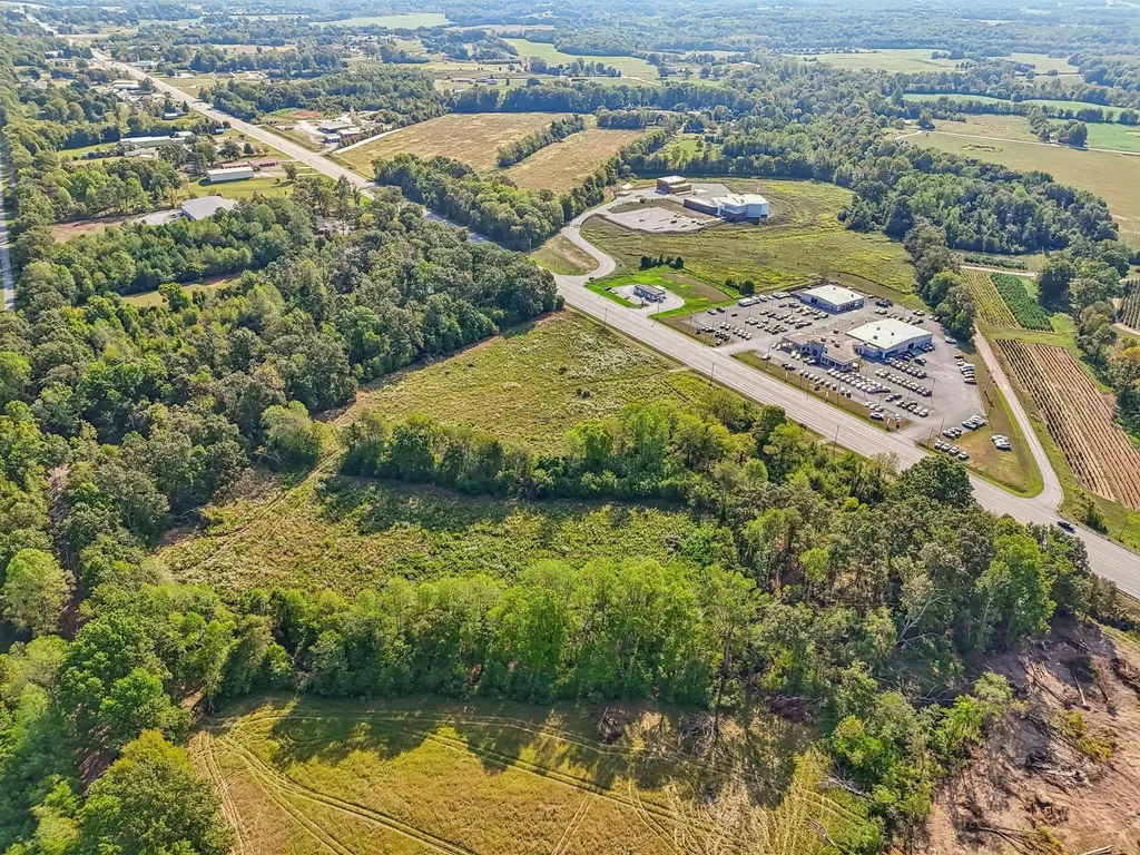 5944 Manchester Highway Morrison TN 37357