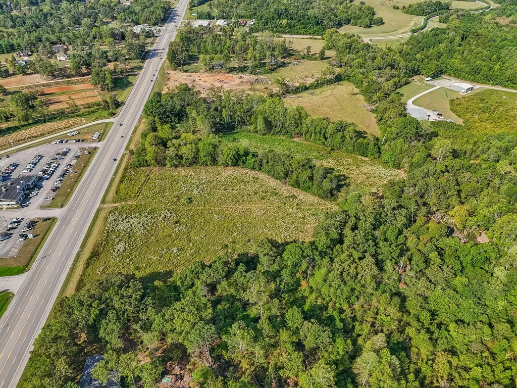 5944 Manchester Highway Morrison TN 37357