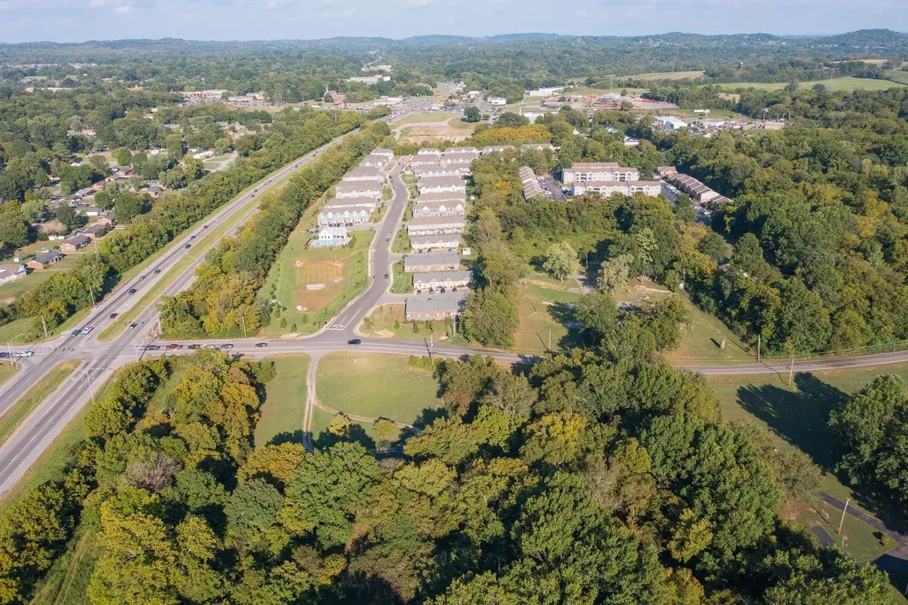 231 Theta Pike Columbia TN 38401