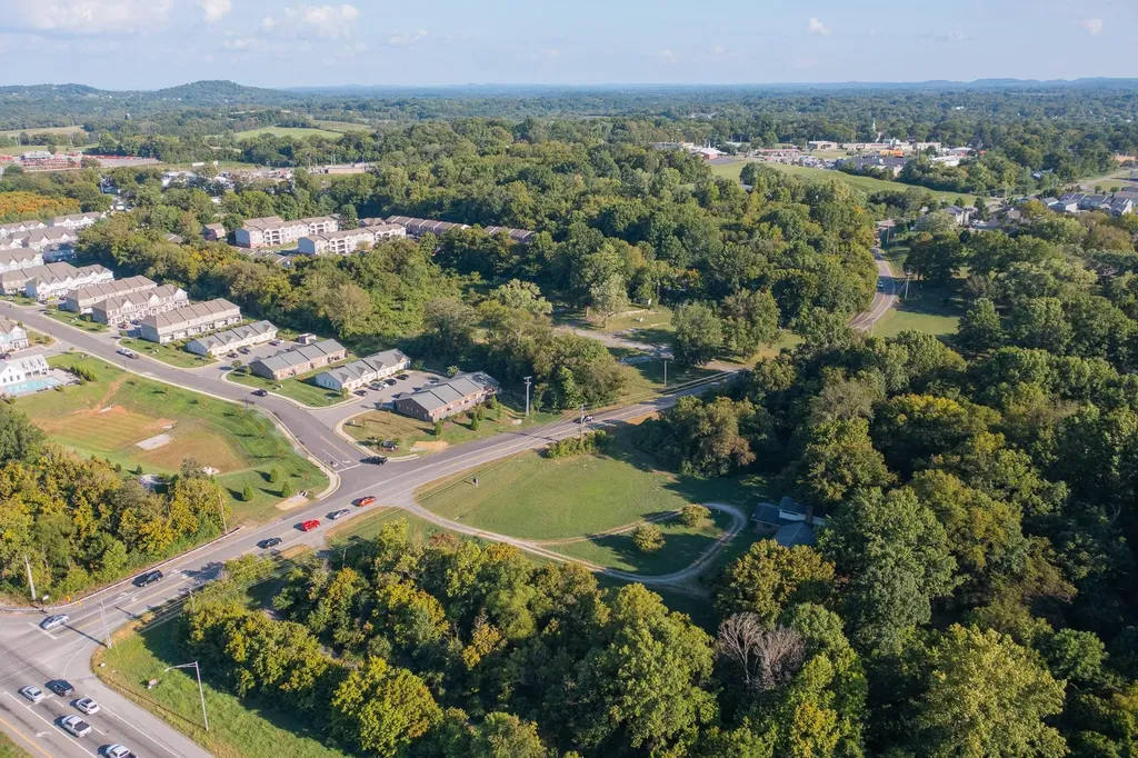231 Theta Pike Columbia TN 38401