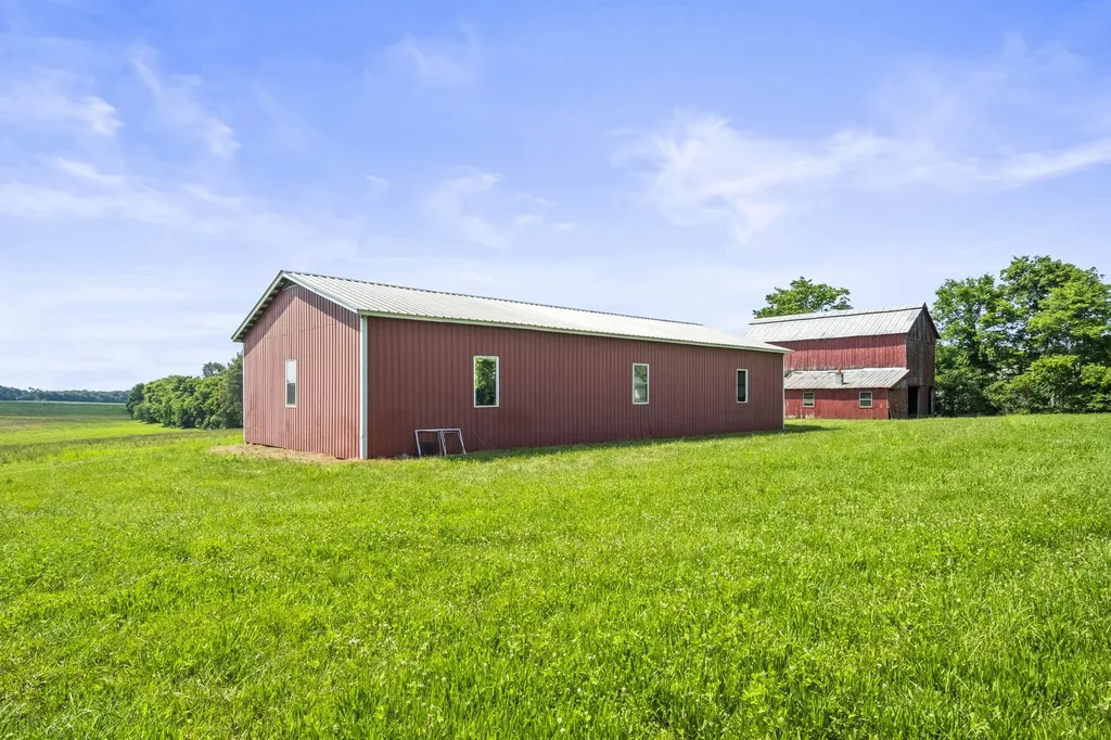 4635 Hwy 431, N Springfield TN 37172