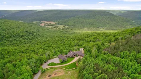 6835 Jasper Highlands Boulevard Jasper TN 37347