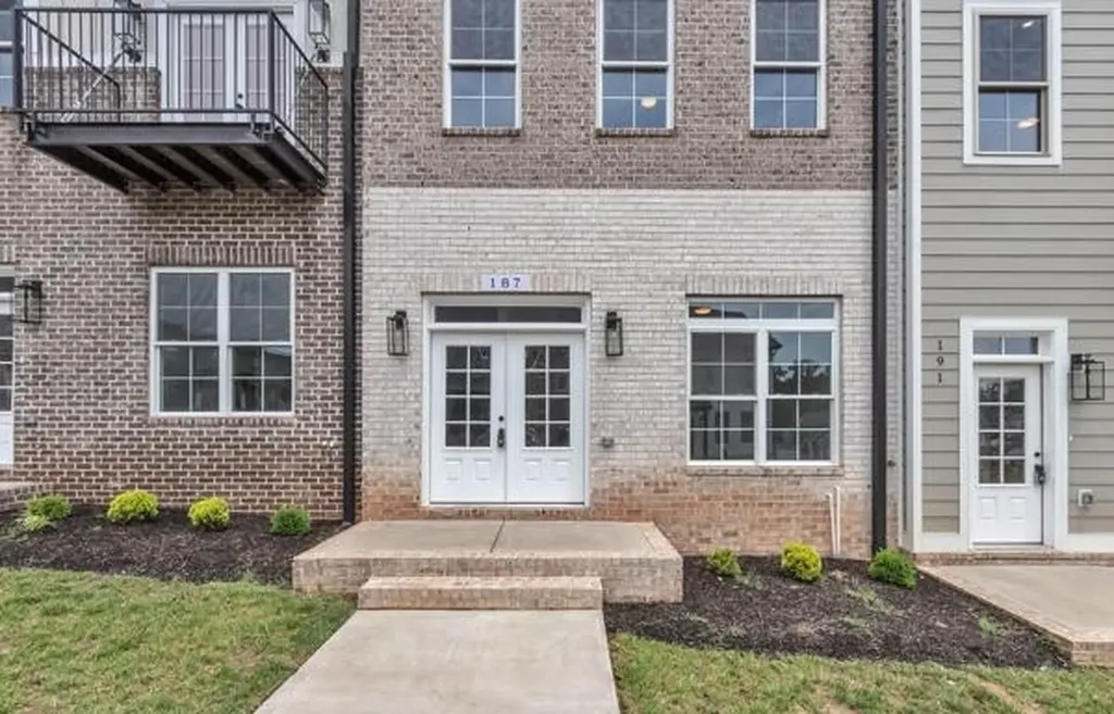 187 Charleston Avenue Pleasant View TN 37146