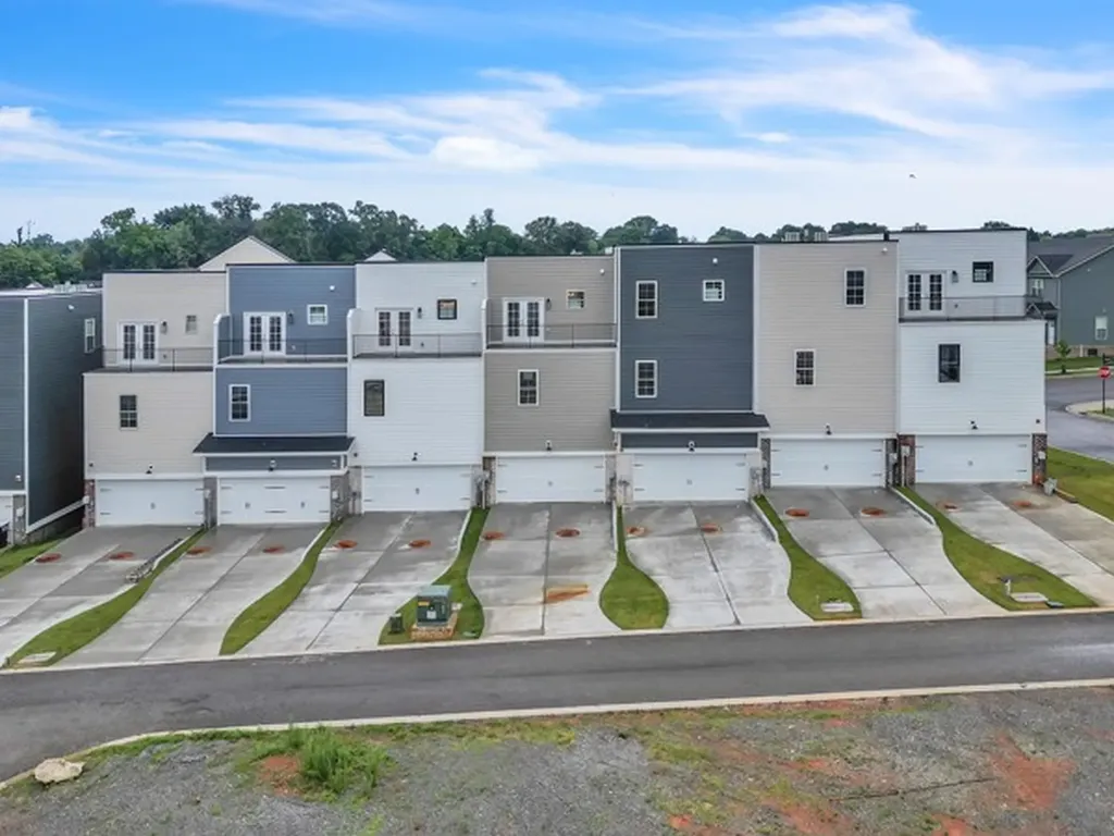 179 Charleston Avenue Pleasant View TN 37146