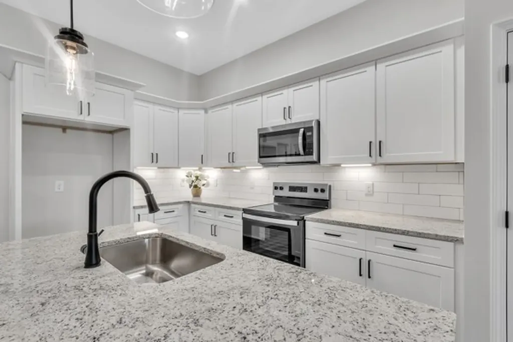 195 Charleston Avenue Pleasant View TN 37146