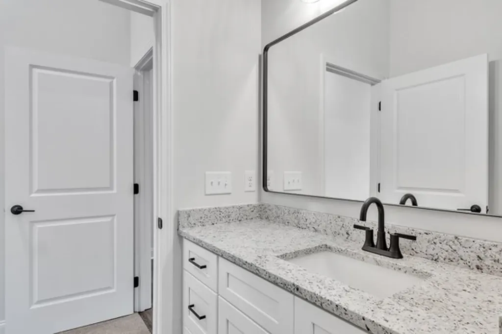 195 Charleston Avenue Pleasant View TN 37146