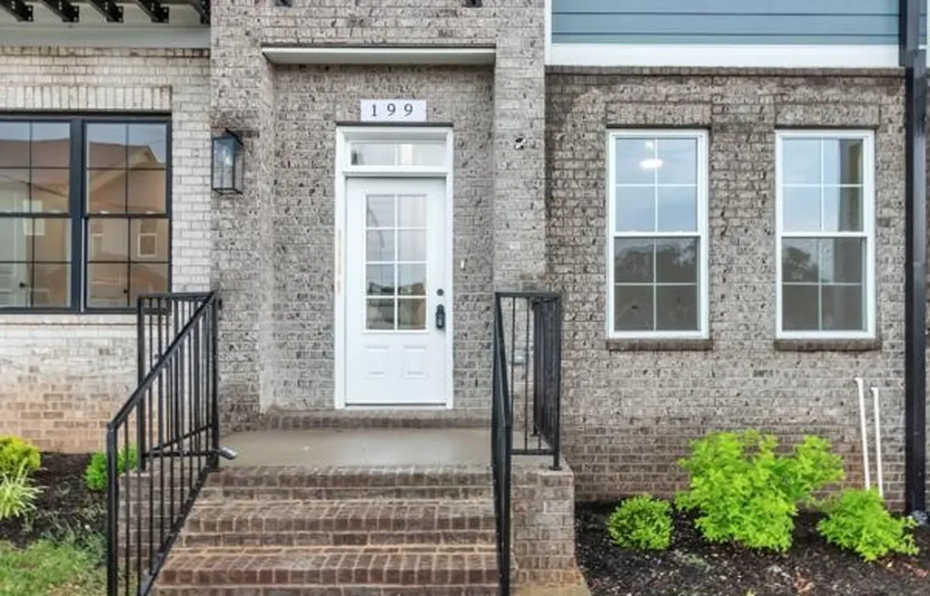 199 Charleston Avenue Pleasant View TN 37146