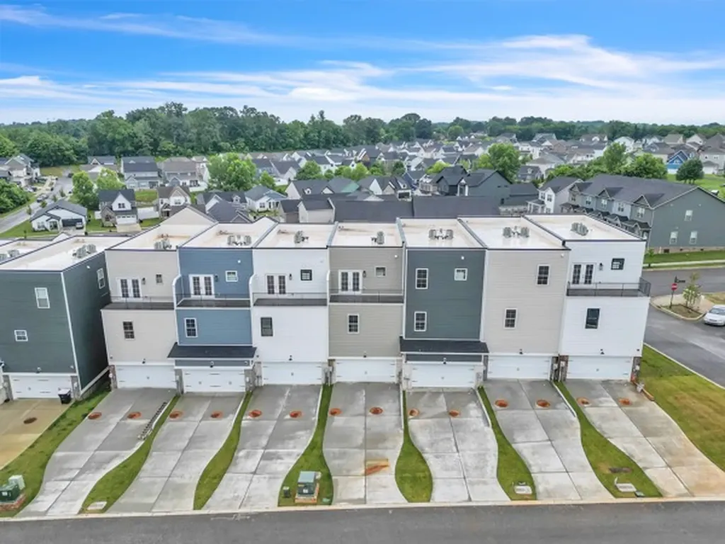199 Charleston Avenue Pleasant View TN 37146
