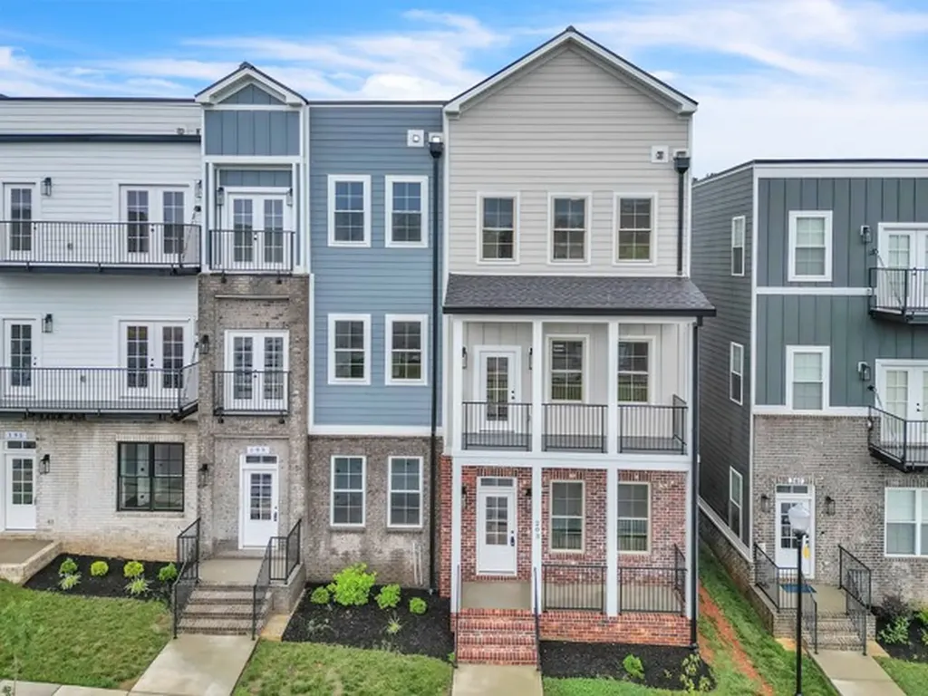 203 Charleston Avenue Pleasant View TN 37146