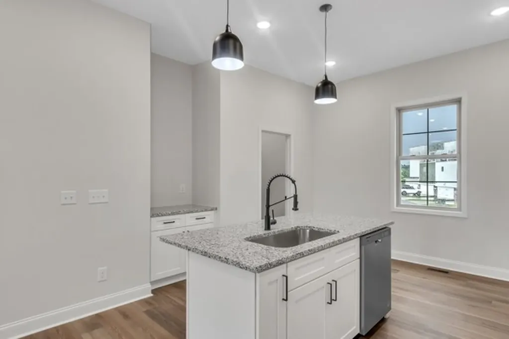 203 Charleston Avenue Pleasant View TN 37146