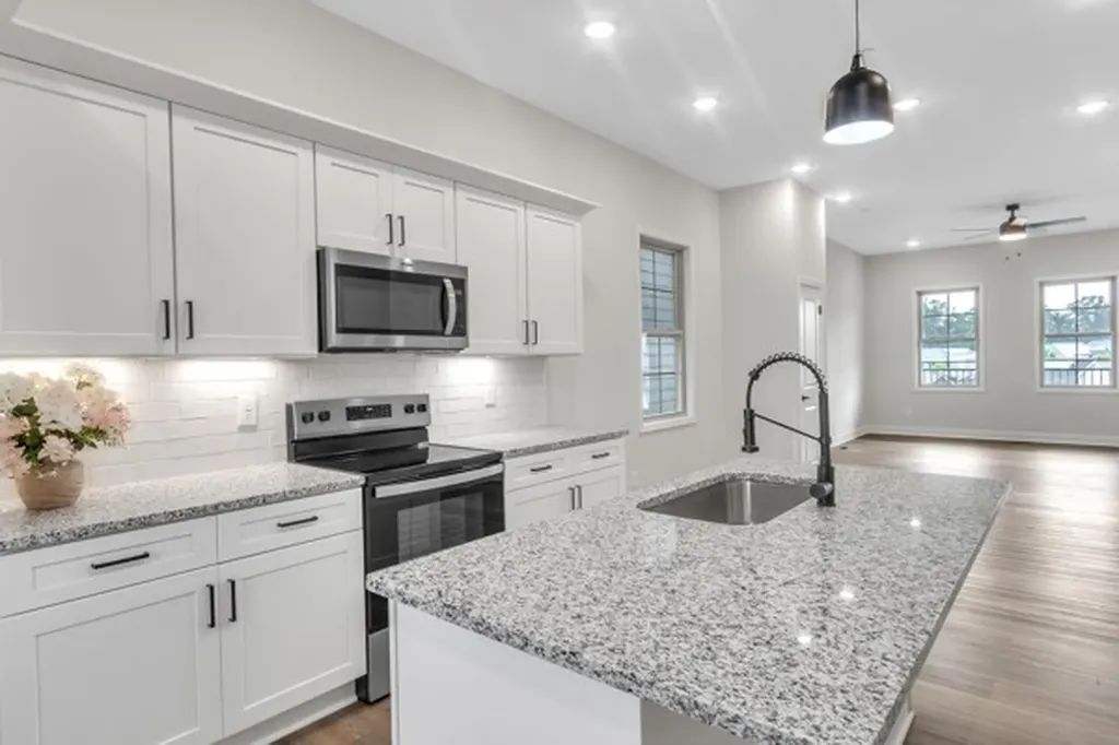 203 Charleston Avenue Pleasant View TN 37146