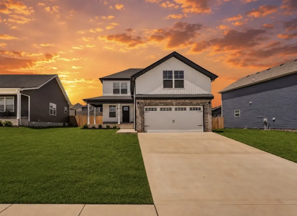 236 Cardinal Creek Clarksville TN 37040
