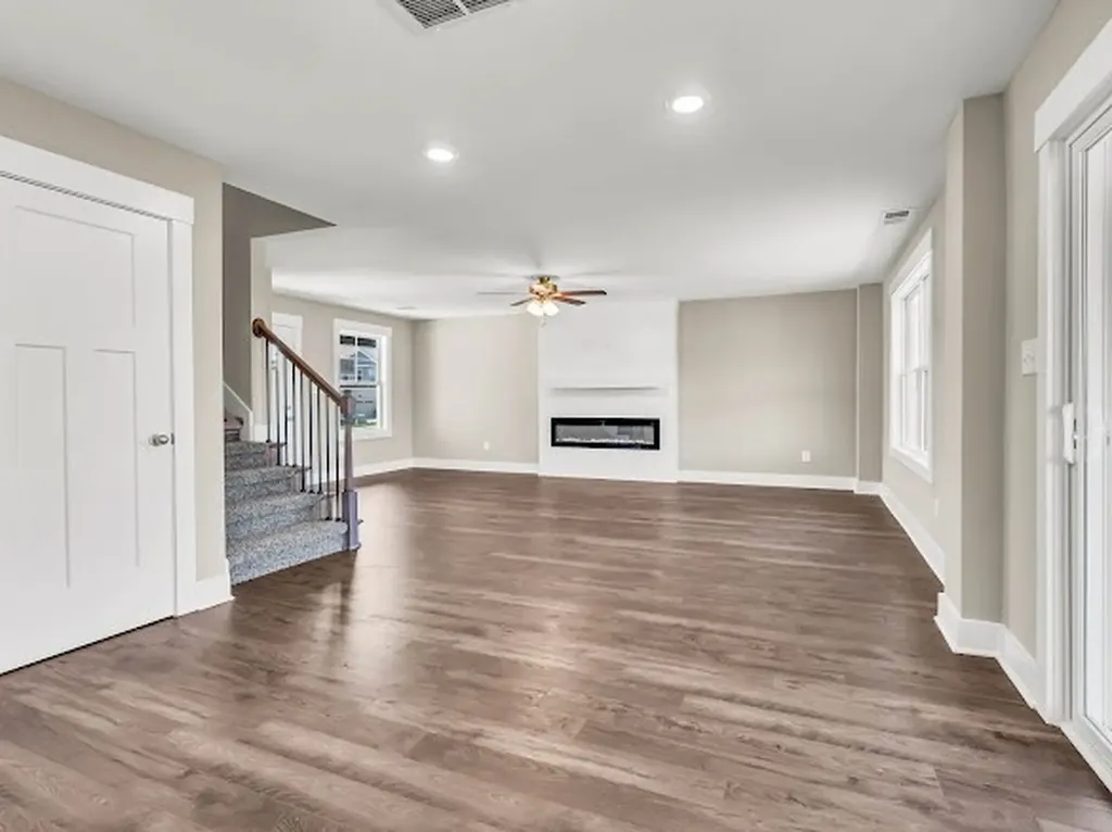 236 Cardinal Creek Clarksville TN 37040