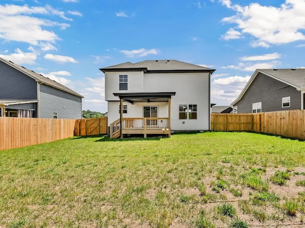236 Cardinal Creek Clarksville TN 37040