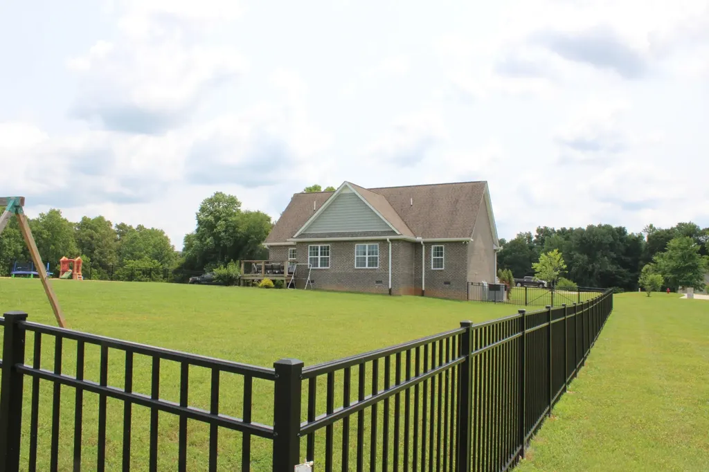 400 Collins Run Mcminnville TN 37110