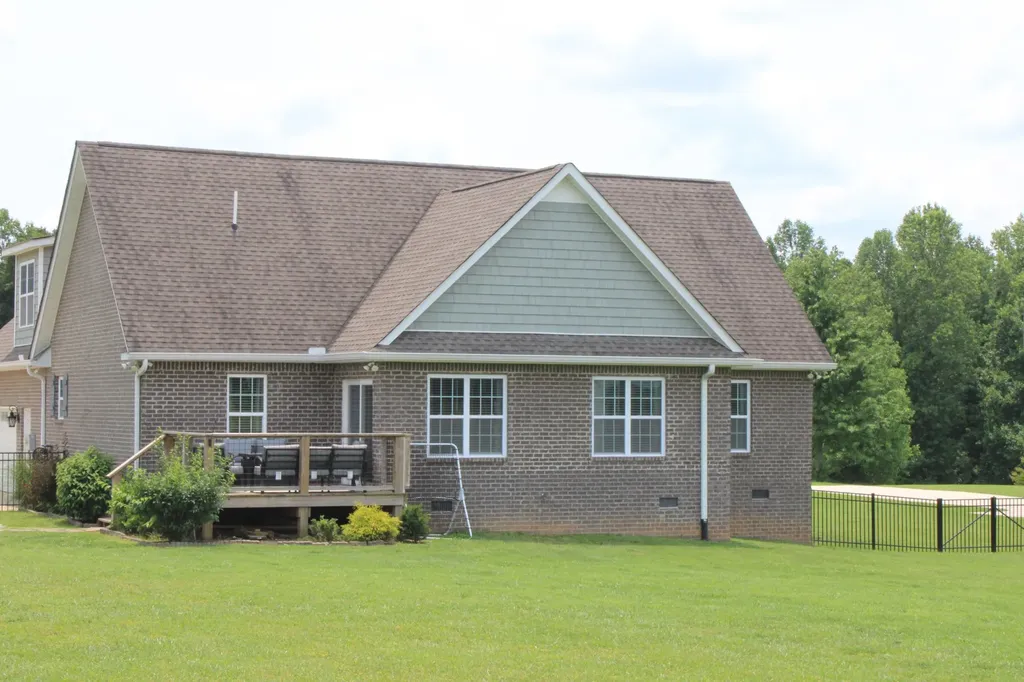 400 Collins Run Mcminnville TN 37110