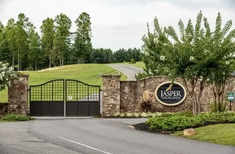 350 Crockett Loop Jasper TN 37347