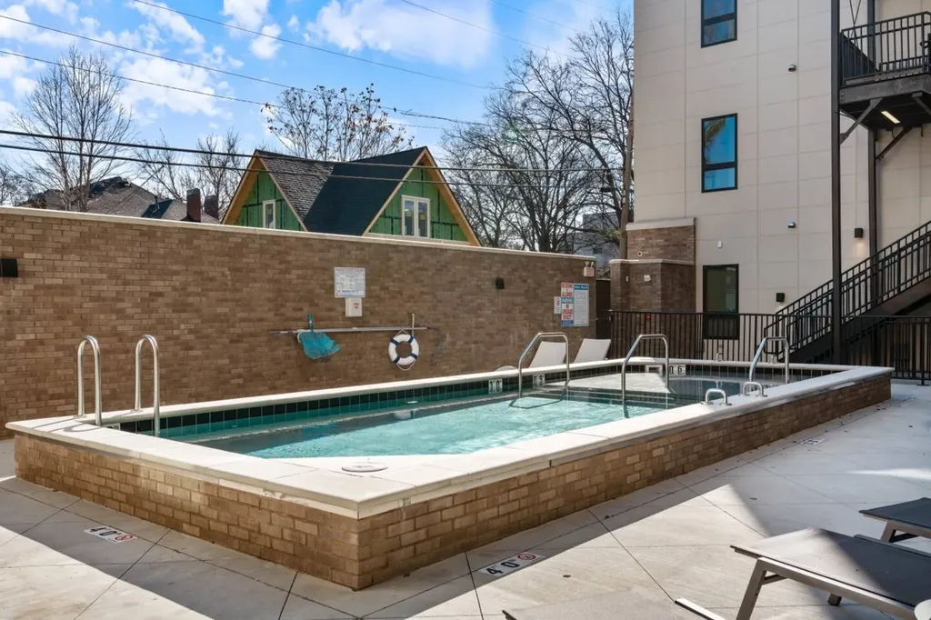 1014 16 Ave, S Nashville TN 37212