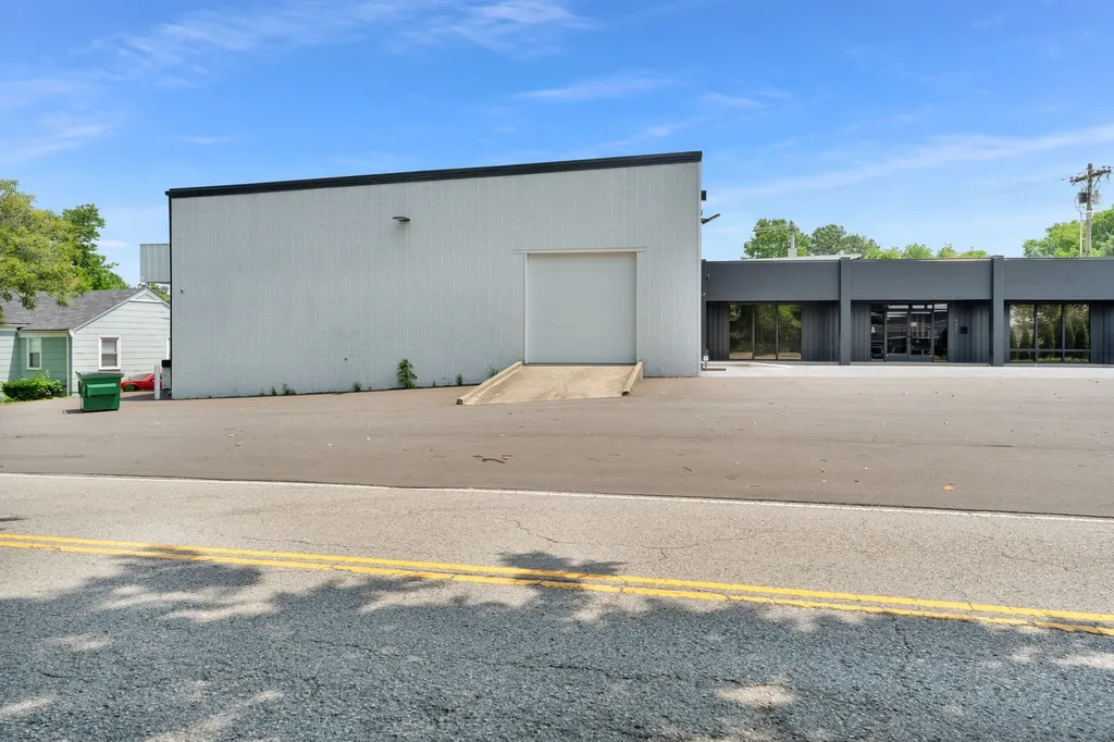 642 W Iris Drive Nashville TN 37204