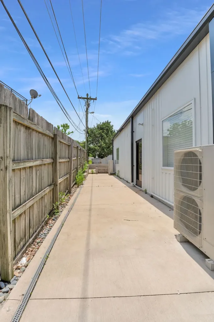 642 W Iris Drive Nashville TN 37204