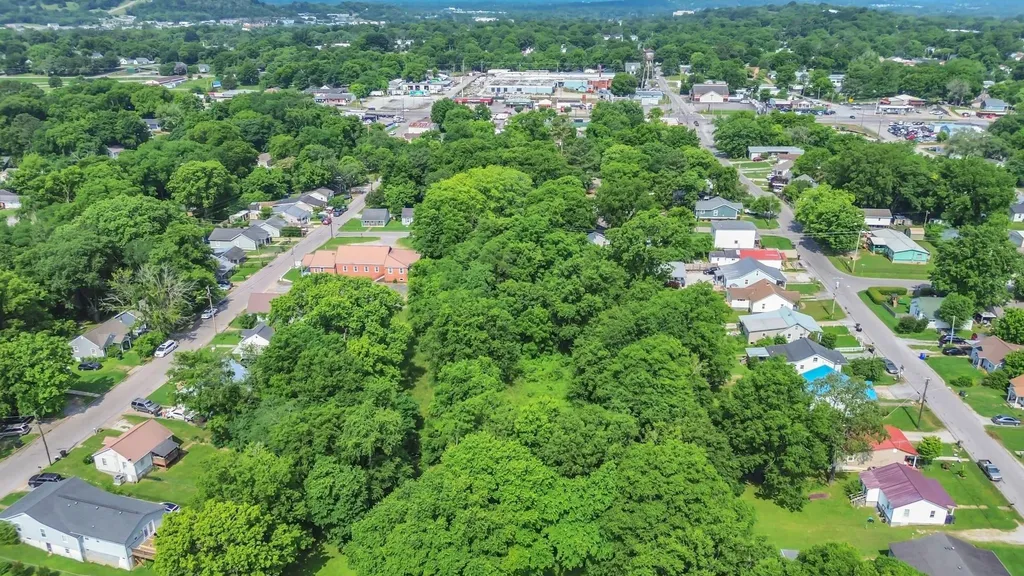 317 E 18th Street Columbia TN 38401