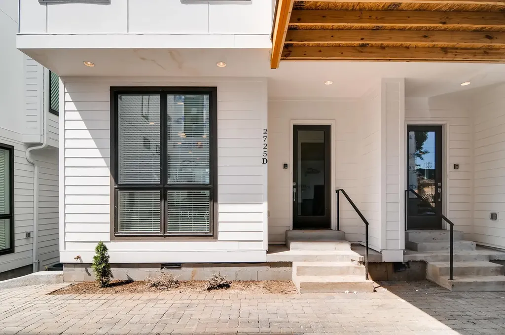 2725 Westwood Drive Nashville TN 37204