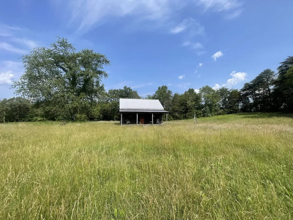 4750 Thomas And Smith Road Pikeville TN 37367