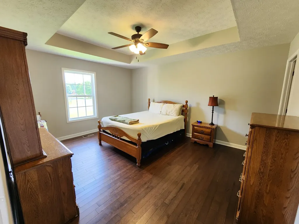 4574 Long Creek Road Lafayette TN 37083