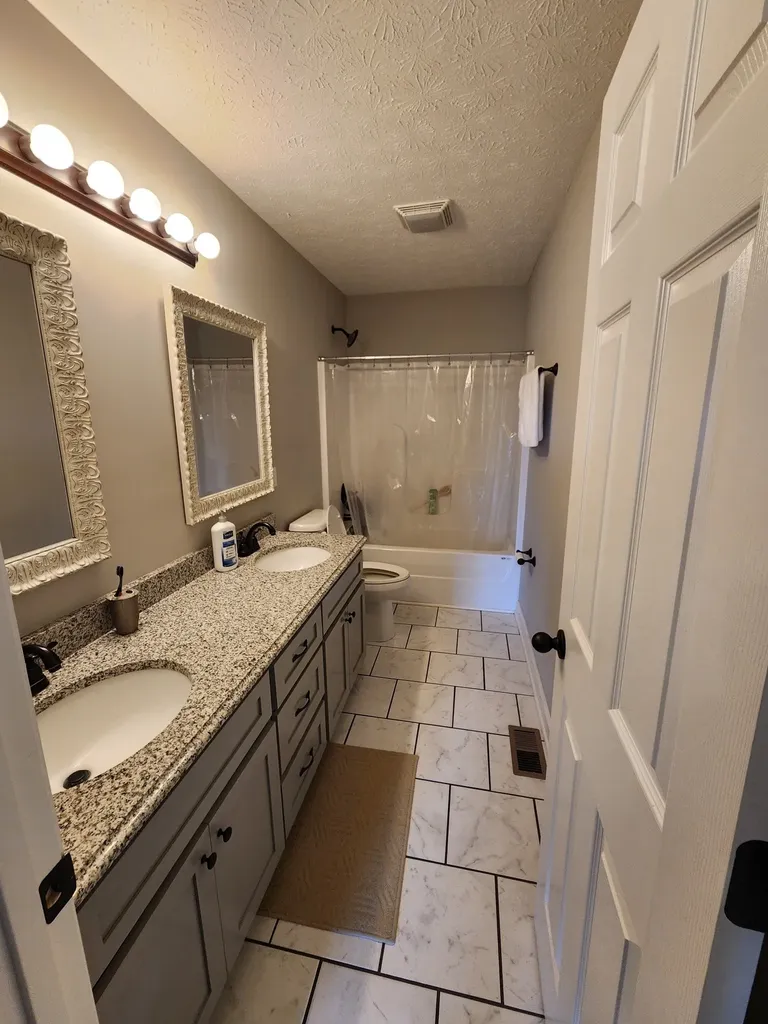 4574 Long Creek Road Lafayette TN 37083