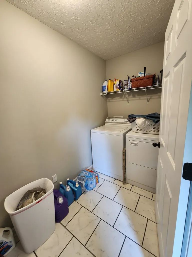 4574 Long Creek Road Lafayette TN 37083