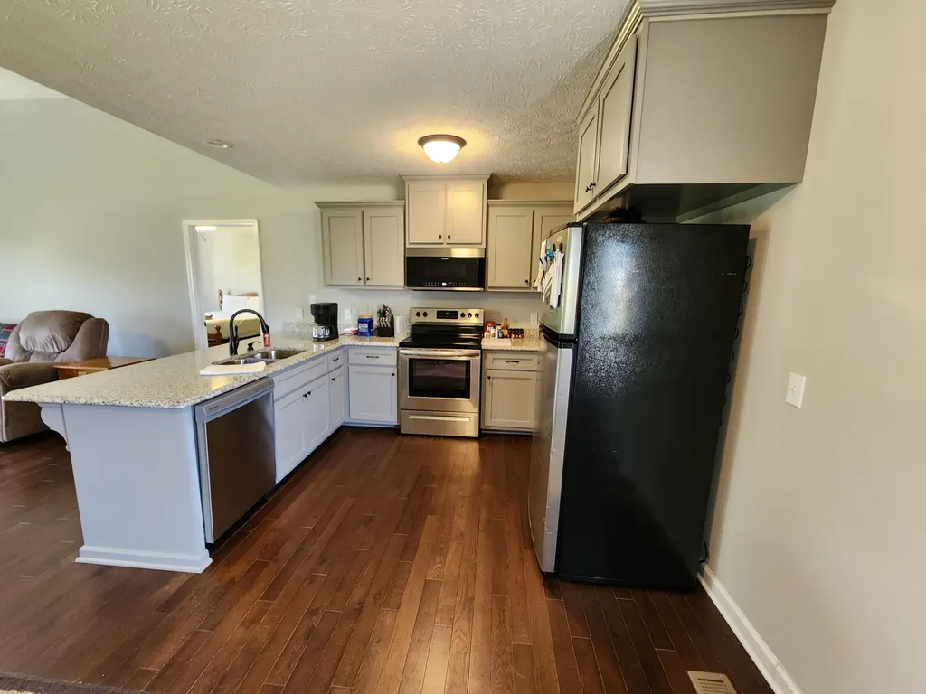 4574 Long Creek Road Lafayette TN 37083