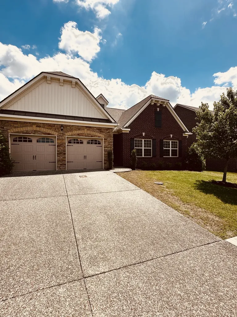 1108 Marys Pl, E Lebanon TN 37090