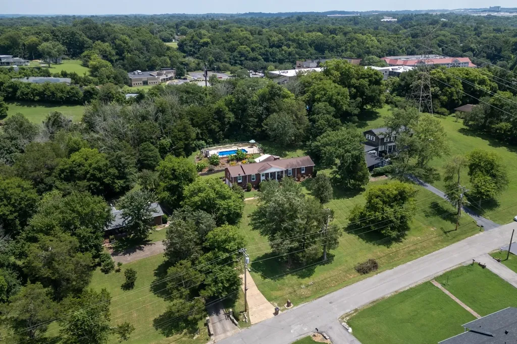 237 Craigmeade Drive Nashville TN 37214