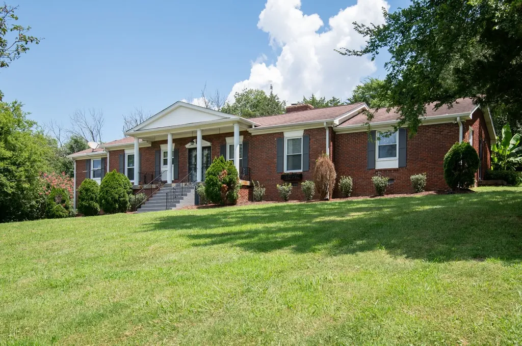 237 Craigmeade Drive Nashville TN 37214