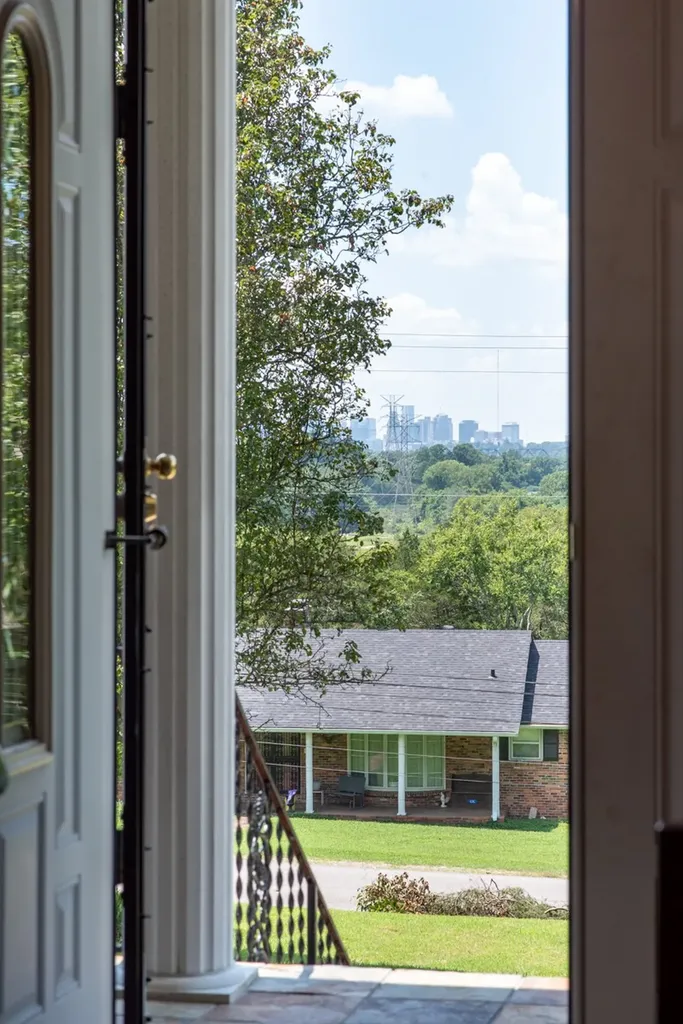 237 Craigmeade Drive Nashville TN 37214