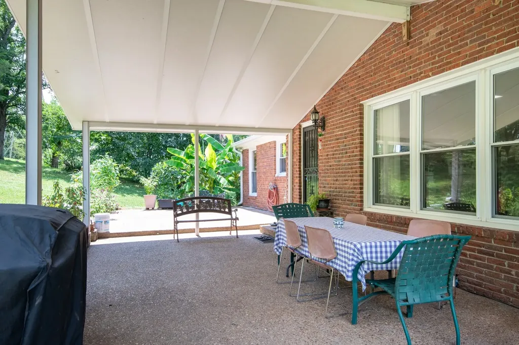 237 Craigmeade Drive Nashville TN 37214