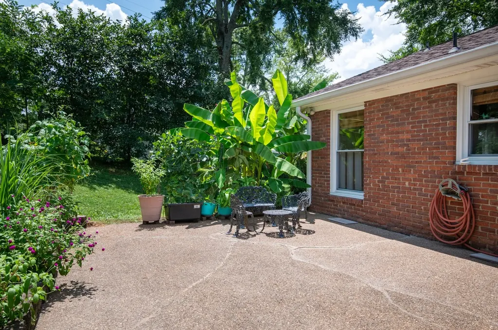 237 Craigmeade Drive Nashville TN 37214