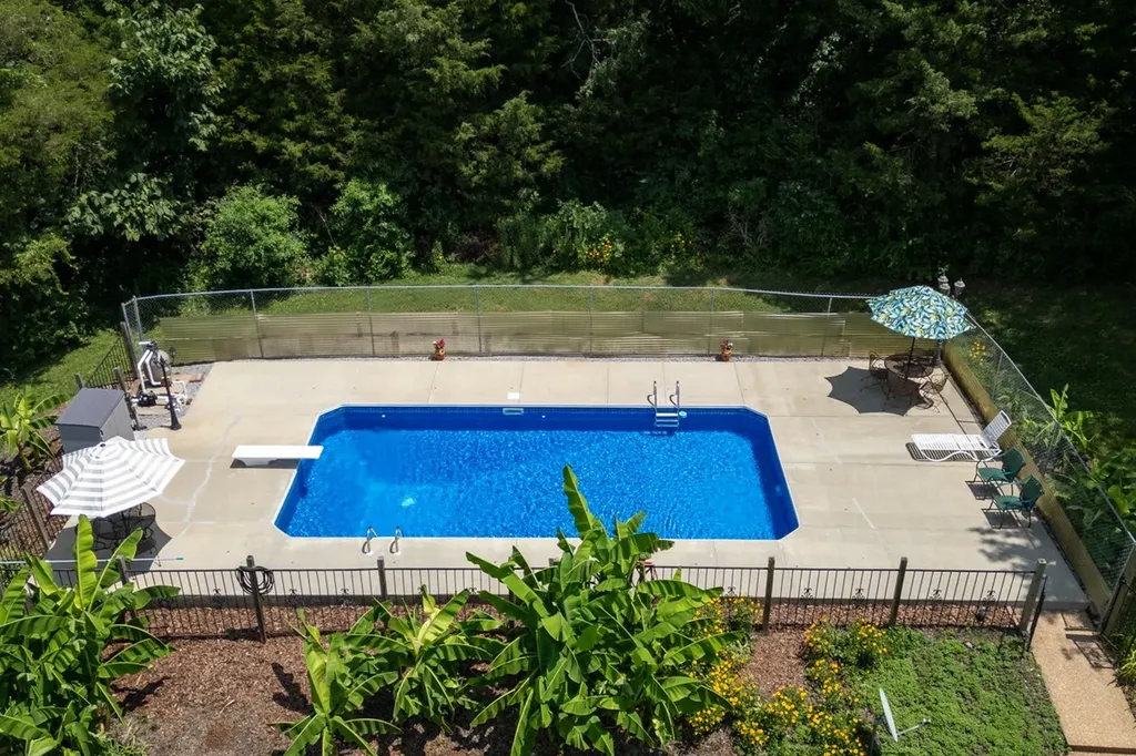 237 Craigmeade Drive Nashville TN 37214