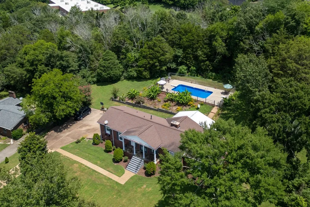 237 Craigmeade Drive Nashville TN 37214
