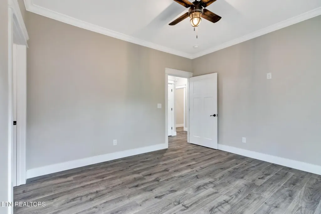 13 Norwich Terrace Crossville TN 38558