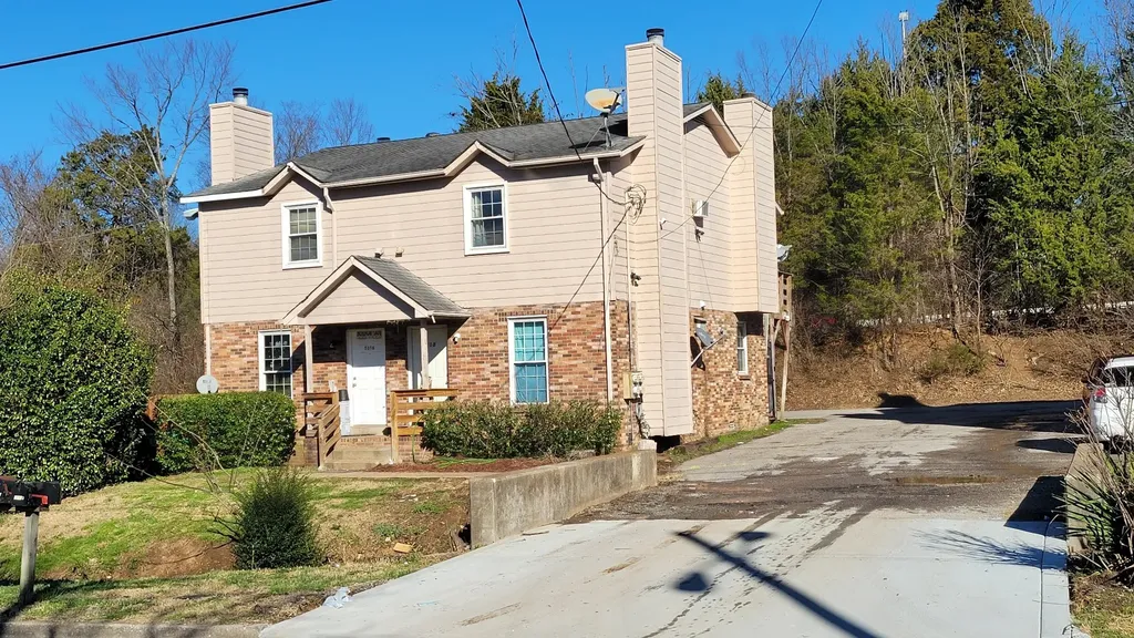 5104 Linbar Drive Nashville TN 37211