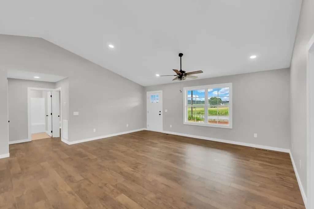586 Harleys Ridge Road Sparta TN 38583