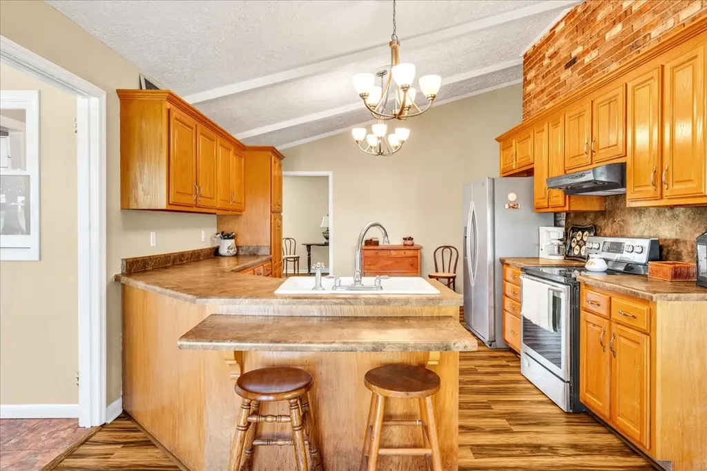 183 Prairie Plains Road Hillsboro TN 37342