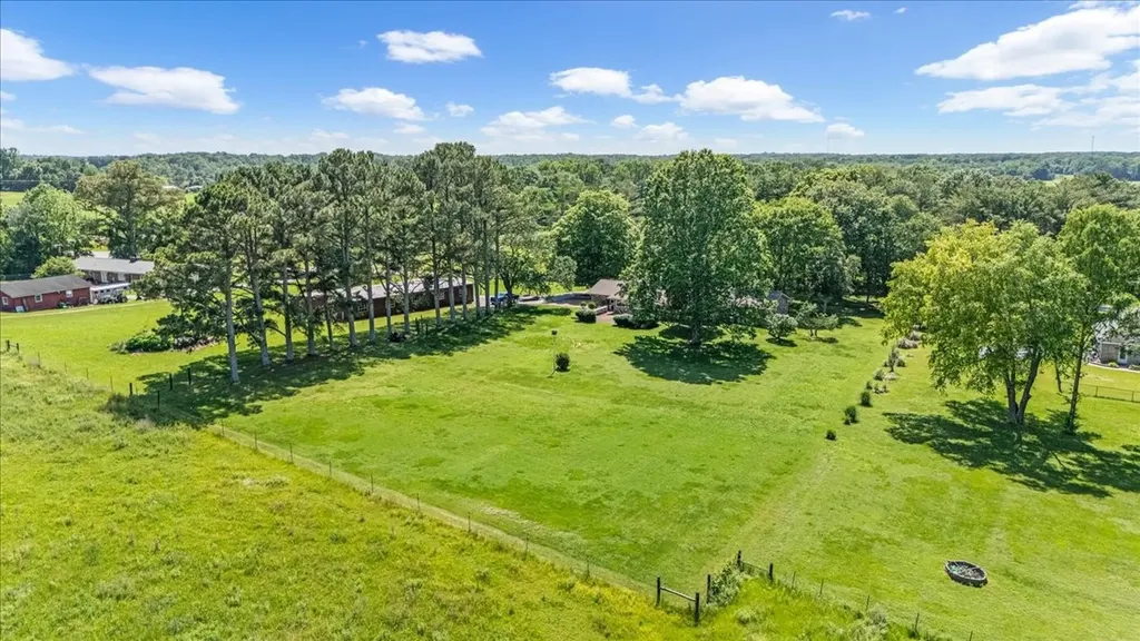 183 Prairie Plains Road Hillsboro TN 37342