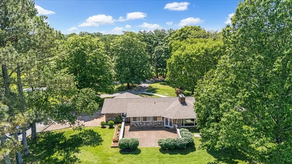 183 Prairie Plains Road Hillsboro TN 37342