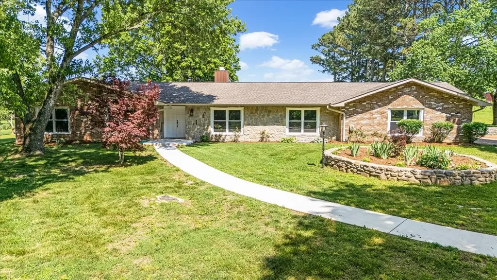 183 Prairie Plains Road Hillsboro TN 37342