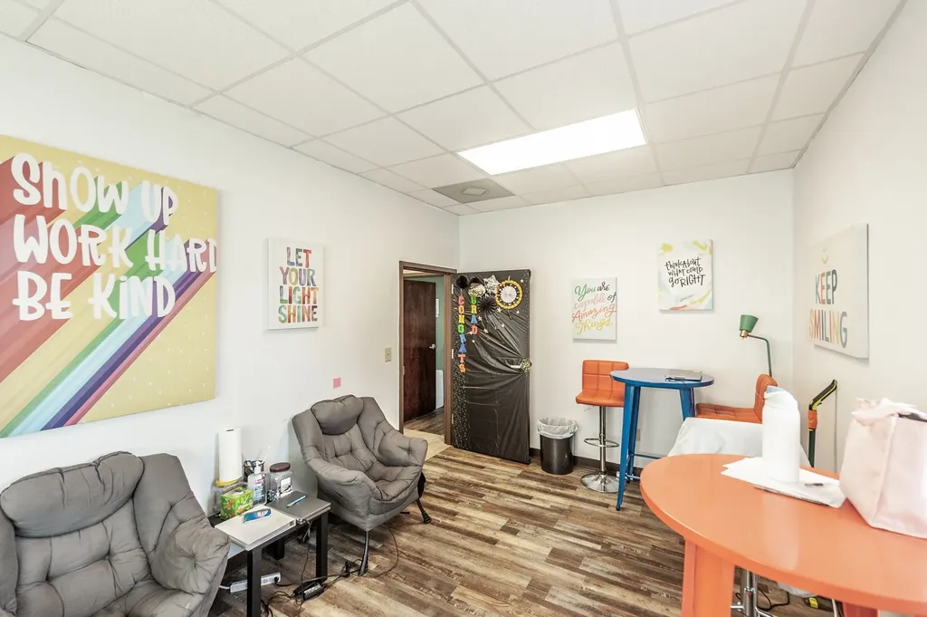 20 Executive Park Drive Hendersonville TN 37075