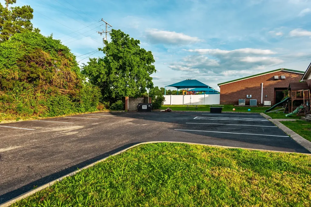 20 Executive Park Drive Hendersonville TN 37075