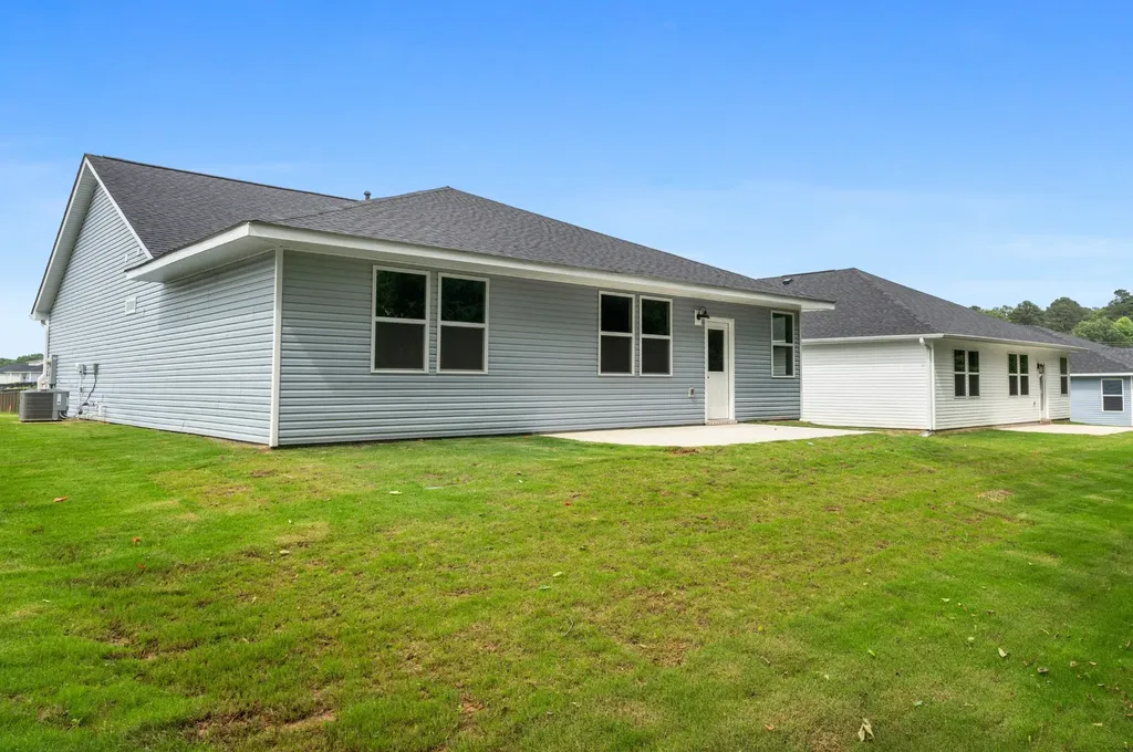 34 Aurora Circle Fayetteville TN 37334